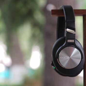 Jabra headset og speakerphones til kontoret fra headset.dk