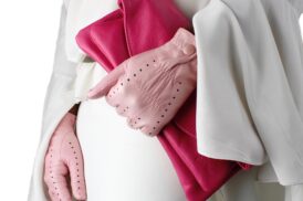 Læder handsker og læder skjorte forhandles hos DEPECHE.