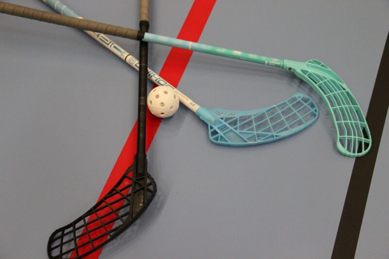 Mangler du en floorballstav eller andet floorball udstyr? Læs med her