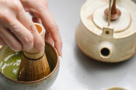 Sådan laver du velsmagende te i en japansk tekande