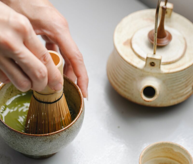 Sådan laver du velsmagende te i en japansk tekande